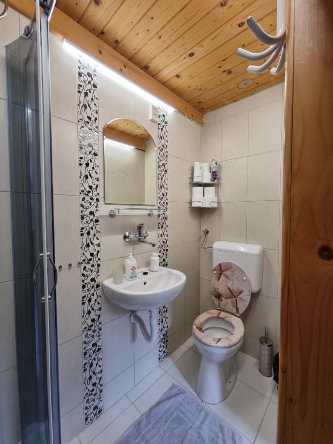 Little Cozy Apartman Miskolc Exteriör bild